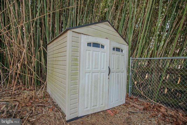 313 W LONDON AVE, Salisbury, MD 21801