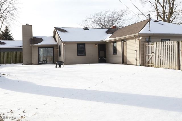 4440 E Lake Road, Sheffield Lake, OH 44054