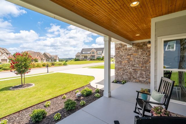 124 Tuscany Village Drive, Ringgold, GA 30736