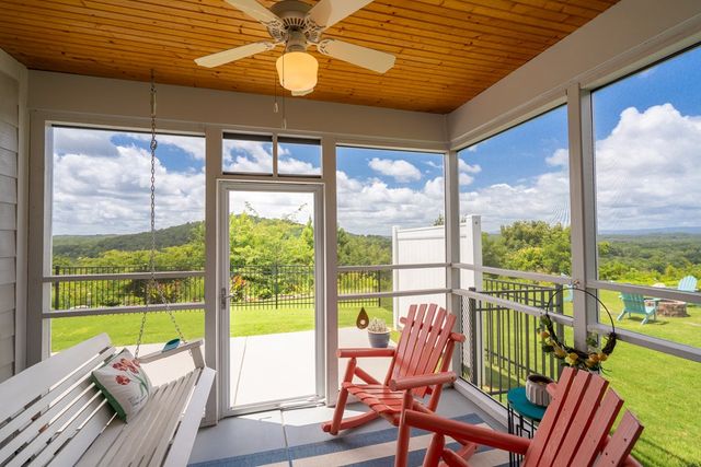 124 Tuscany Village Drive, Ringgold, GA 30736