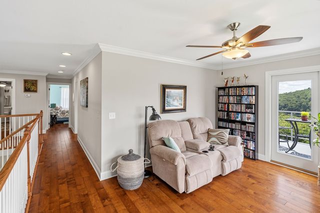 124 Tuscany Village Drive, Ringgold, GA 30736
