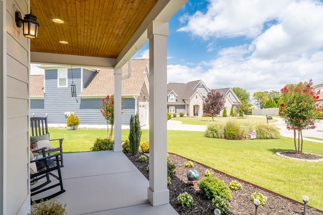 124 Tuscany Village Drive, Ringgold, GA 30736