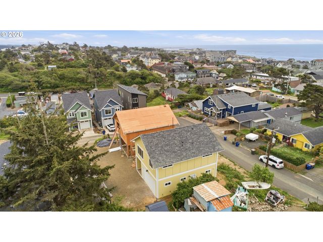 430 Nw 5TH St, Newport, OR 97365