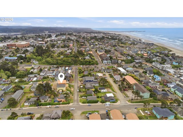 430 Nw 5TH St, Newport, OR 97365