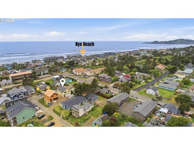 430 Nw 5TH St, Newport, OR 97365