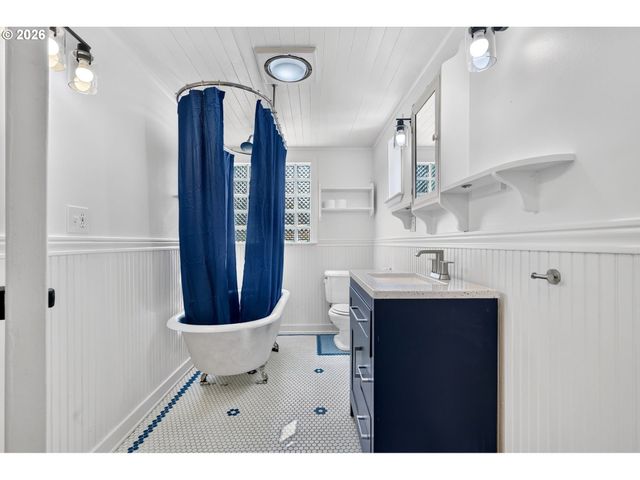 4520 Se CHASE Rd, Gresham, OR 97080