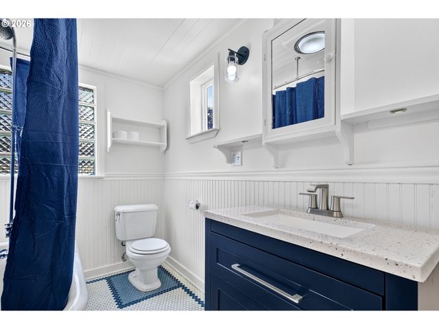 4520 Se CHASE Rd, Gresham, OR 97080