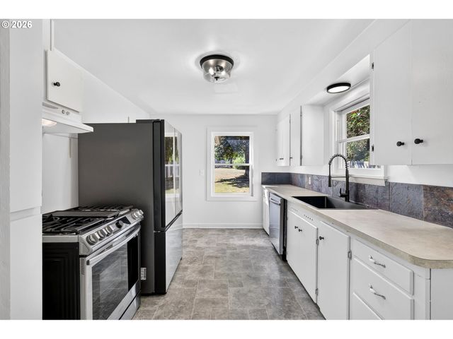 4520 Se CHASE Rd, Gresham, OR 97080