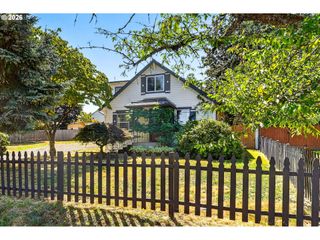 4520 Se CHASE Rd, Gresham, OR 97080