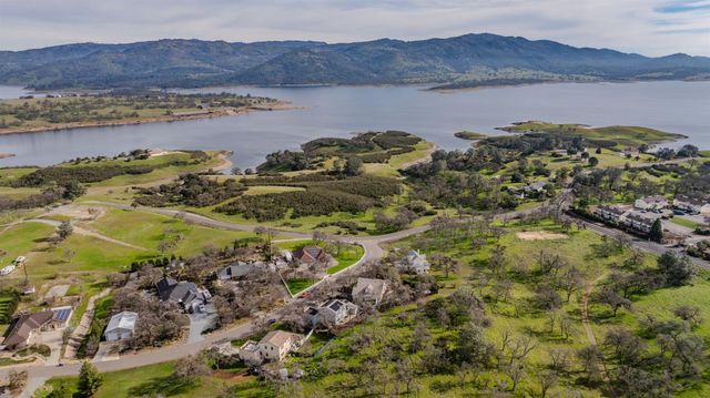 2302 Lake View Cir, Valley Springs, CA 95252