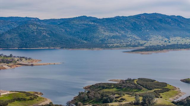 2302 Lake View Cir, Valley Springs, CA 95252