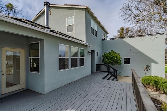 2302 Lake View Cir, Valley Springs, CA 95252