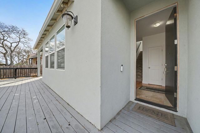 2302 Lake View Cir, Valley Springs, CA 95252