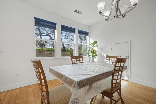 2302 Lake View Cir, Valley Springs, CA 95252