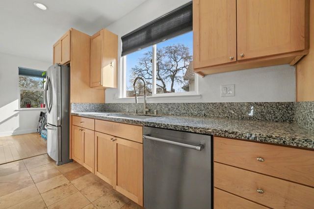 2302 Lake View Cir, Valley Springs, CA 95252