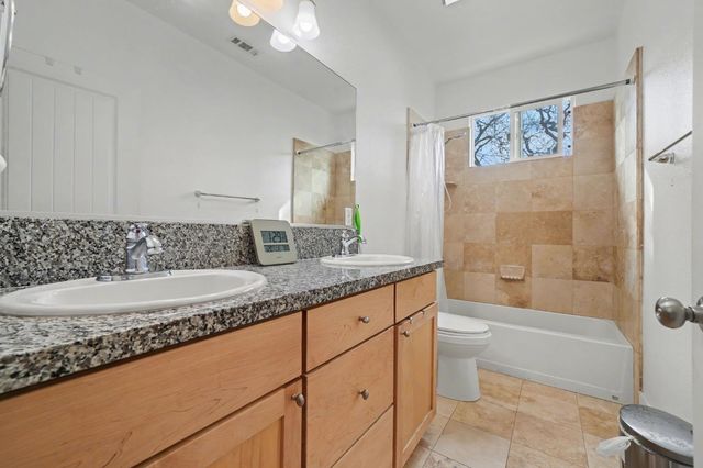 2302 Lake View Cir, Valley Springs, CA 95252