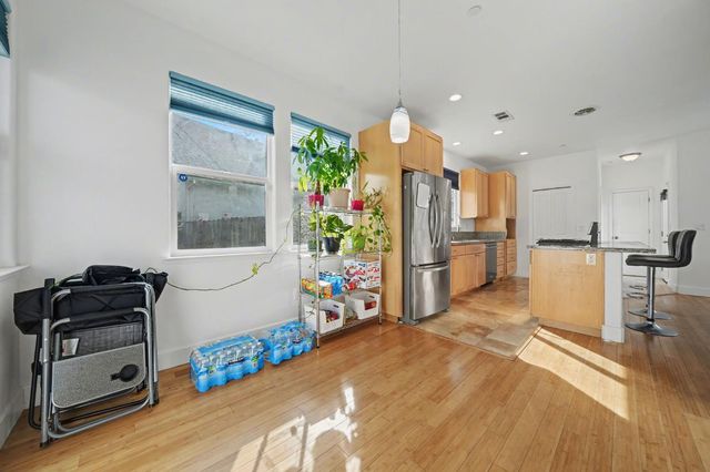 2302 Lake View Cir, Valley Springs, CA 95252