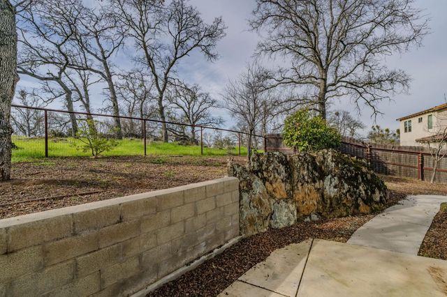 2302 Lake View Cir, Valley Springs, CA 95252