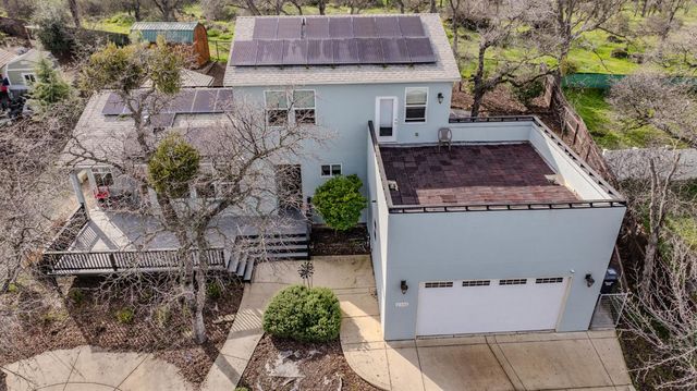 2302 Lake View Cir, Valley Springs, CA 95252