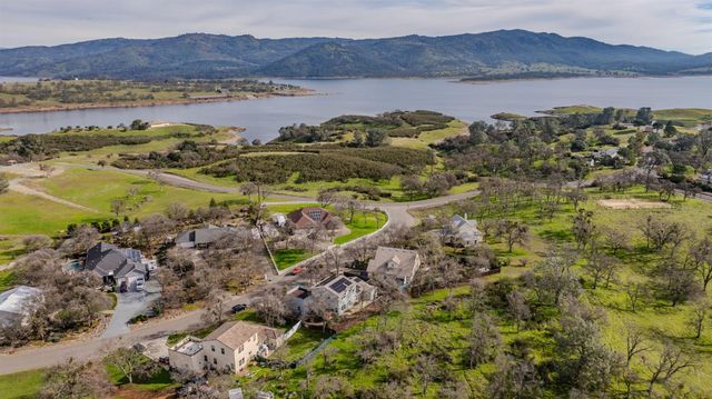 2302 Lake View Cir, Valley Springs, CA 95252