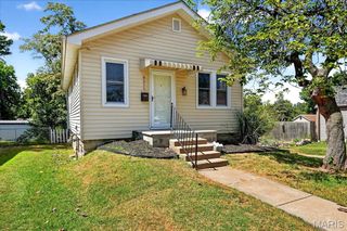 8211 Mathilda Avenue, St Louis, MO 63123