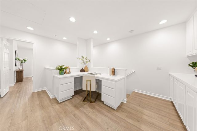 76 Trailing Vine, Irvine, CA 92602