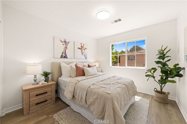 76 Trailing Vine, Irvine, CA 92602