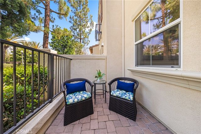 76 Trailing Vine, Irvine, CA 92602