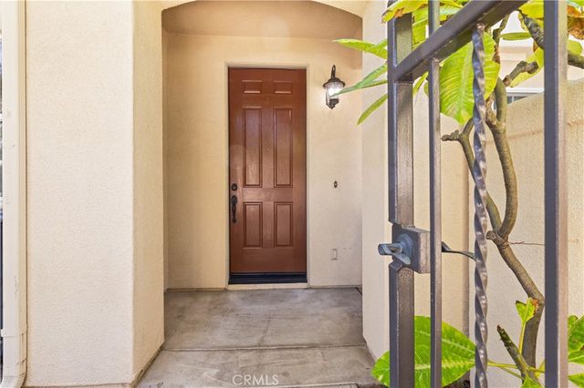 76 Trailing Vine, Irvine, CA 92602