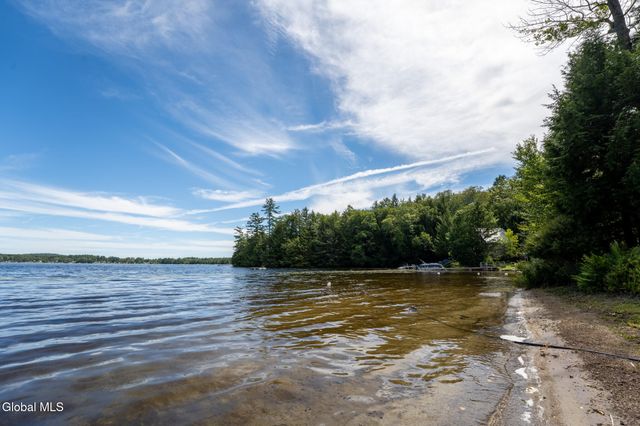 233 North Shore Road, Caroga, NY 12032
