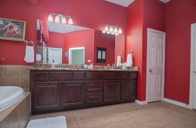 8207 Otter Creek Way, Missouri City, TX 77459
