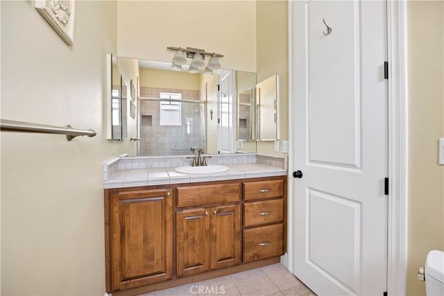 39968 39968 Calle Breve, Temecula, CA 92592