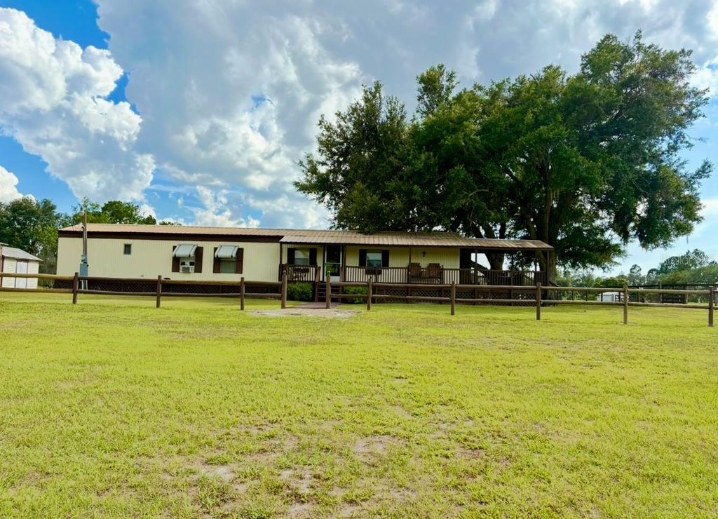 44645 MISTY ISLE DRIVE, Deland, FL 32720