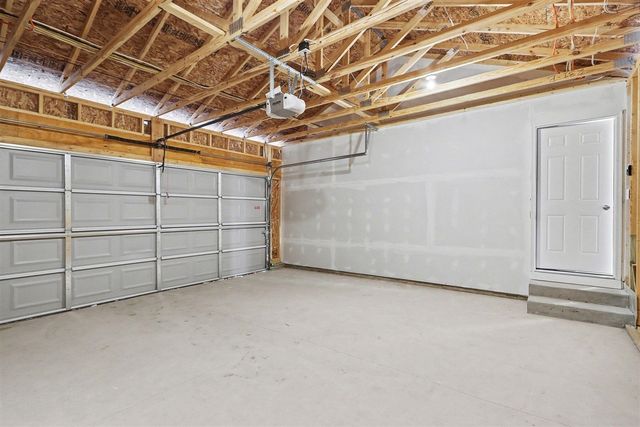 1037 Foxglove Avenue, Vicksburg, MI 49097