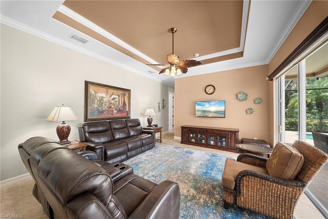 10053 Lions Bay CT, Naples, FL 34120