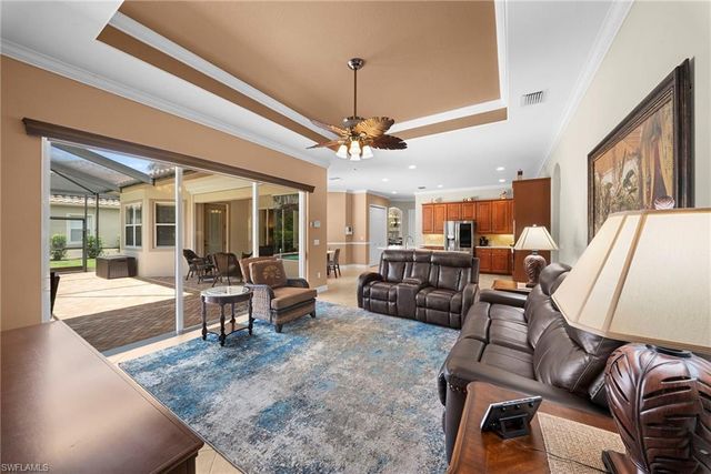 10053 Lions Bay CT, Naples, FL 34120