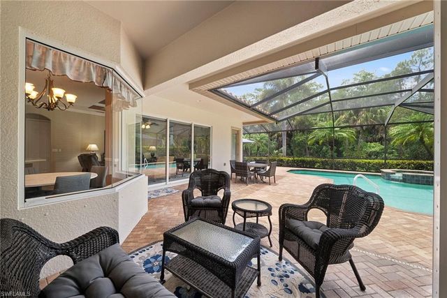 10053 Lions Bay CT, Naples, FL 34120
