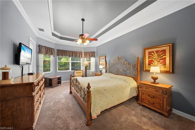 10053 Lions Bay CT, Naples, FL 34120