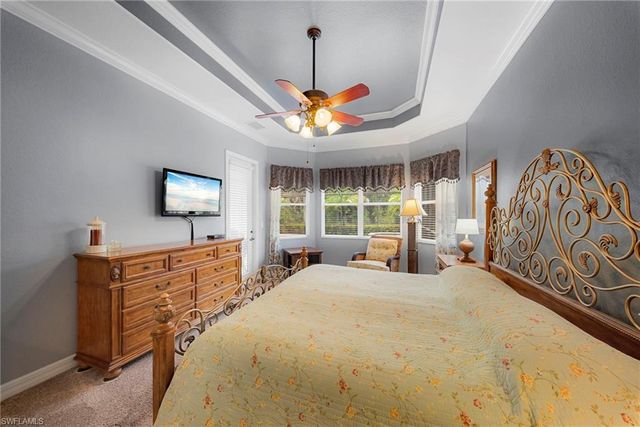 10053 Lions Bay CT, Naples, FL 34120