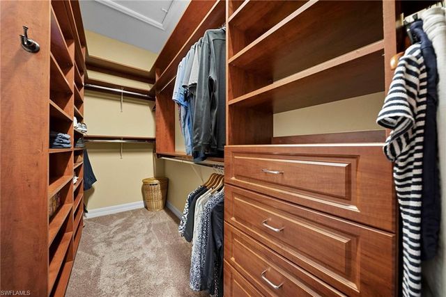10053 Lions Bay CT, Naples, FL 34120