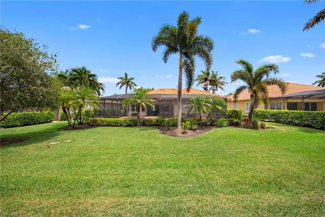 10053 Lions Bay CT, Naples, FL 34120