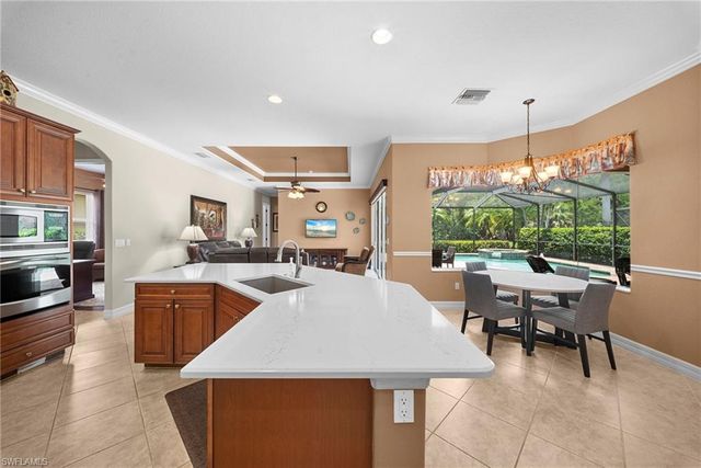10053 Lions Bay CT, Naples, FL 34120