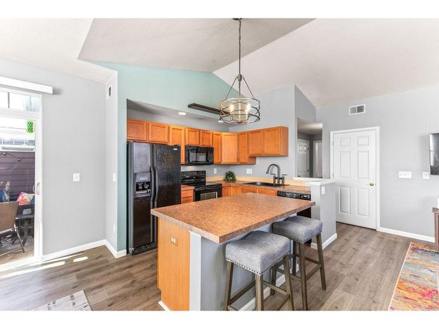 2011 Grays Peak Dr 204, Loveland, CO 80538
