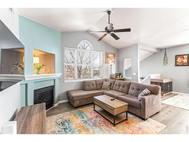 2011 Grays Peak Dr 204, Loveland, CO 80538