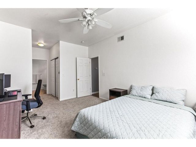 2011 Grays Peak Dr 204, Loveland, CO 80538