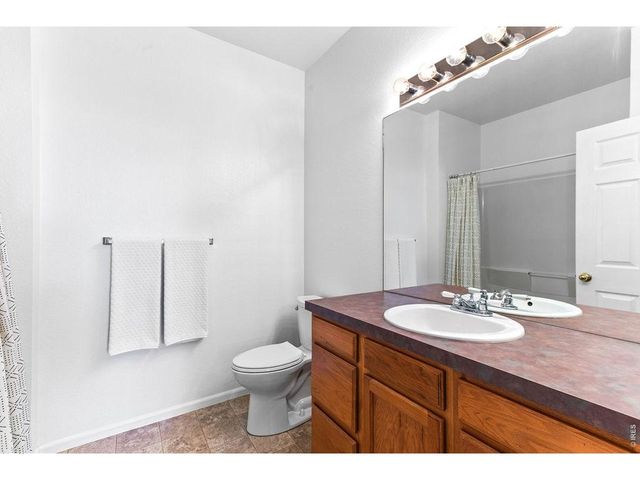 2011 Grays Peak Dr 204, Loveland, CO 80538