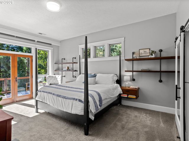 8755 Se KINGSWOOD Way, Damascus, OR 97089