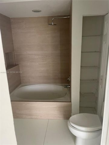 3155 NE 184th Street 8105, Aventura, FL 33160
