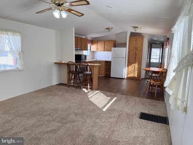 124 DAWN ST, Quarryville, PA 17566