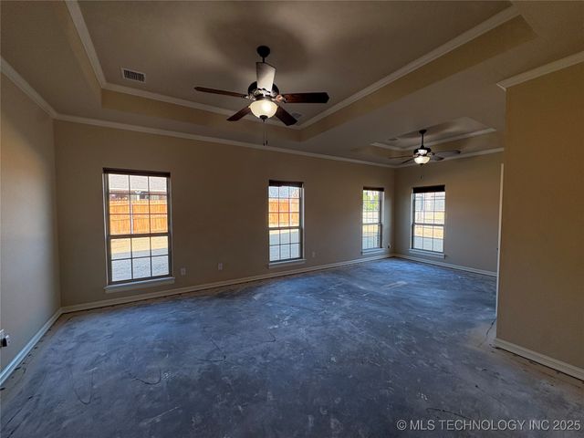 6079 E 143rd Street S, Bixby, OK 74008